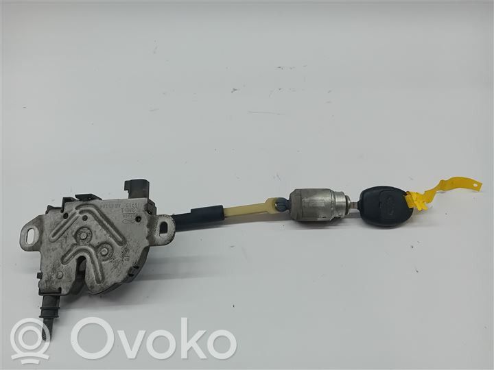 Ford Focus Serrure de capot 