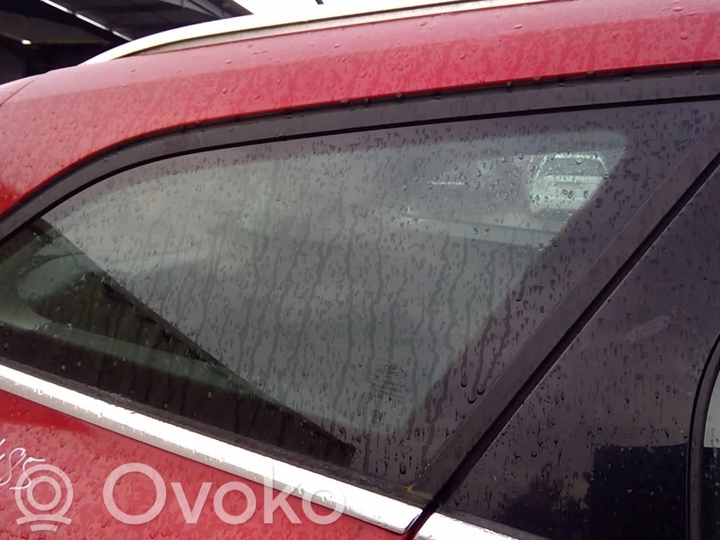 Ford Focus Vidrio lateral trasero 