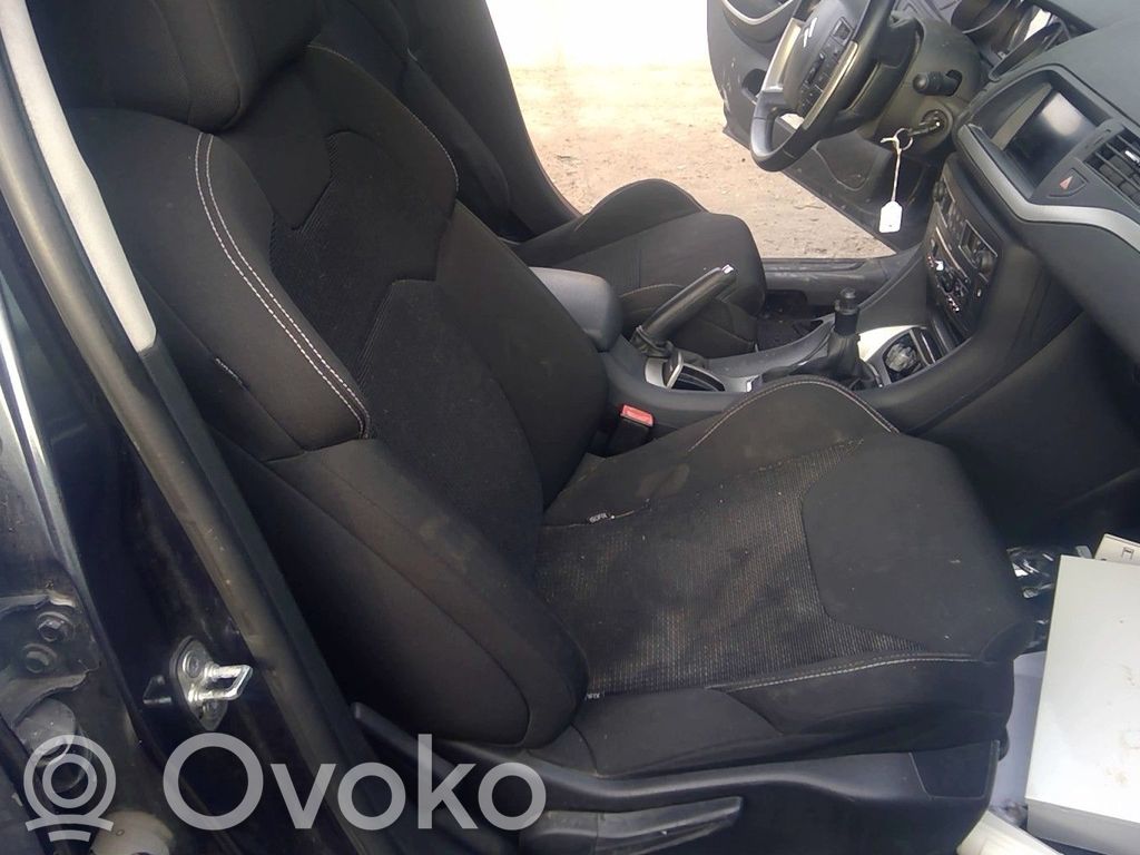Citroen C5 Etumatkustajan istuin 