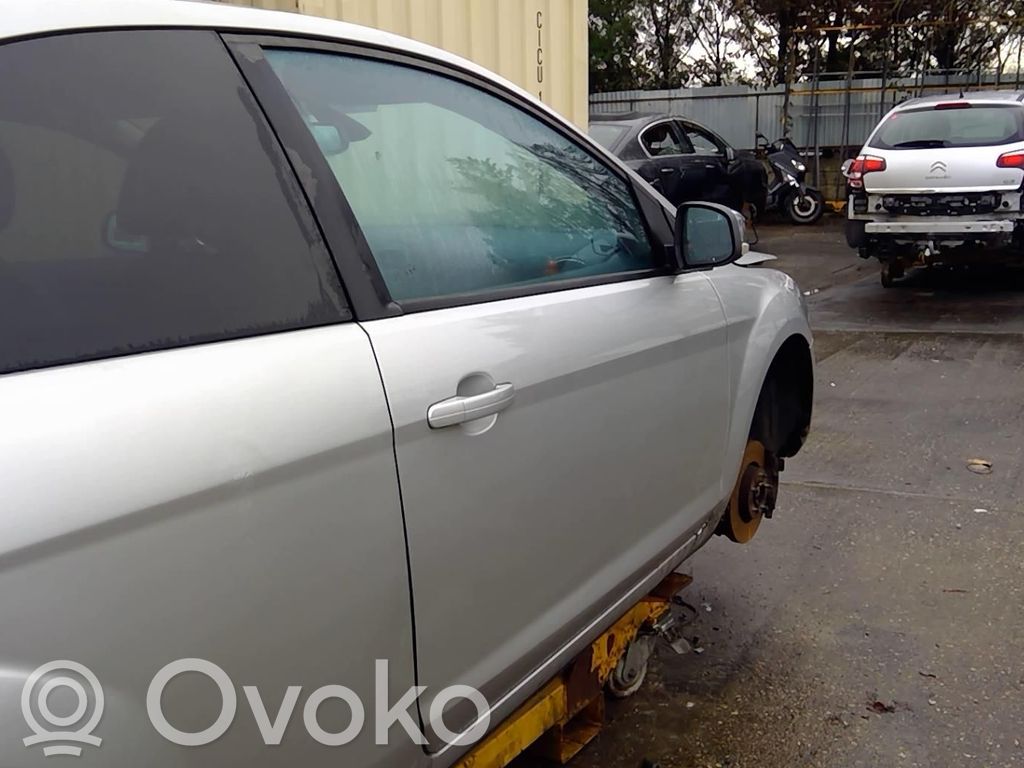 Ford Focus Priekinės durys 