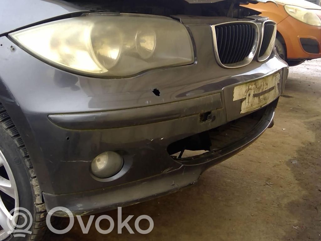 BMW 1 E81 E87 Priekinis bamperis 