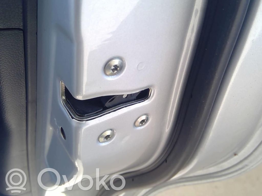 KIA Rio Încuietoare ușă spate 