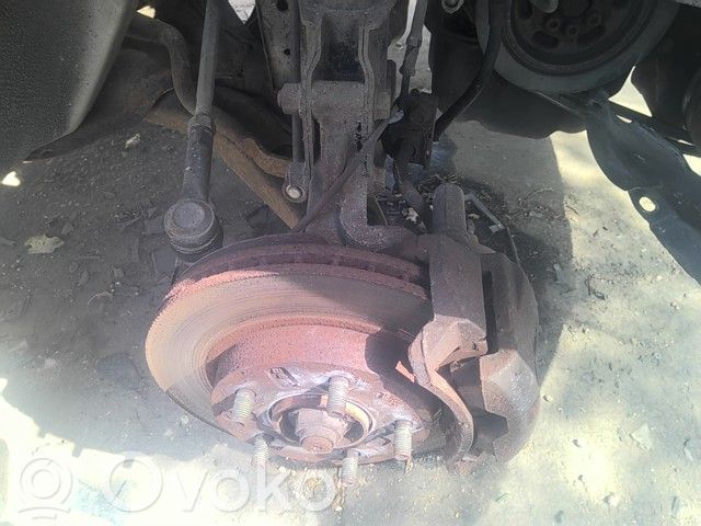 Mazda Premacy Achsschenkel vorne 