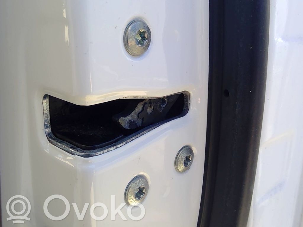 KIA Rio Etuoven lukko 