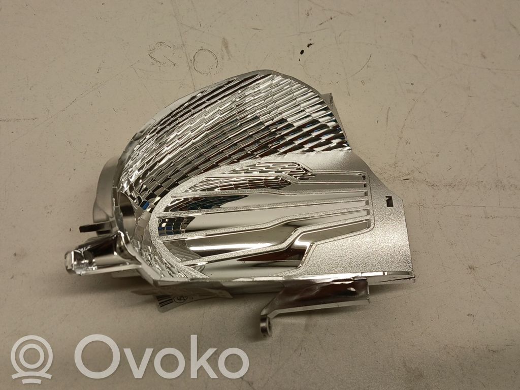 BMW 2 F46 Scheinwerfer 