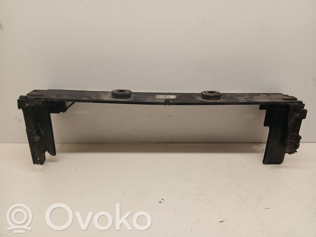 BMW 7 F01 F02 F03 F04 Staffa del pannello di supporto del radiatore 