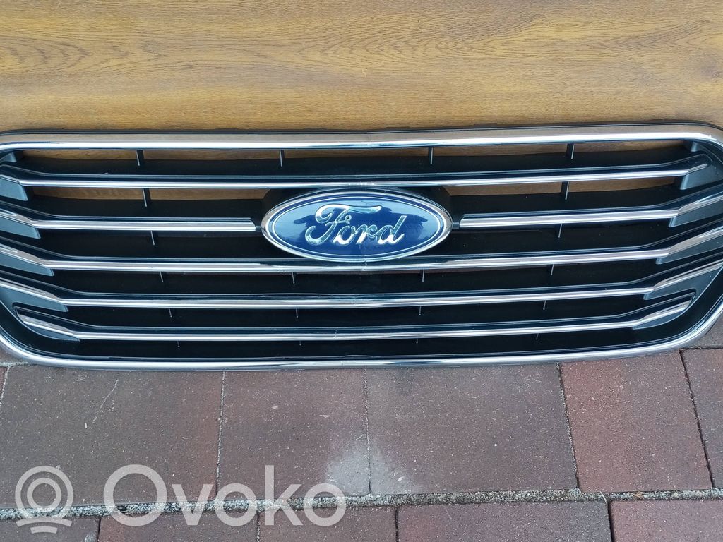 Ford Transit Custom Front bumper upper radiator grill 