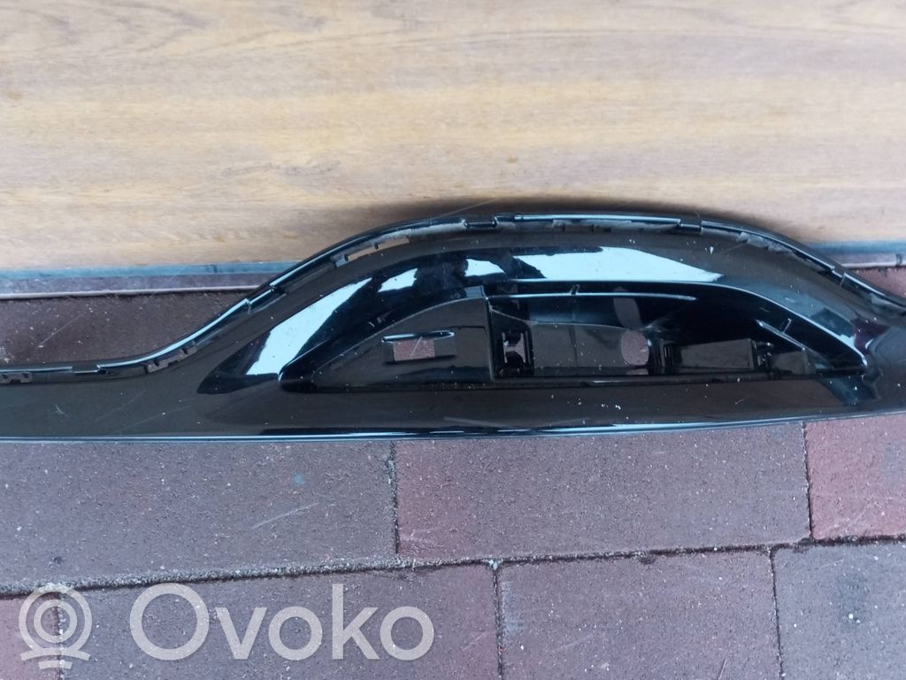 Audi Q6 e-tron Takapuskurin alaosan lista 