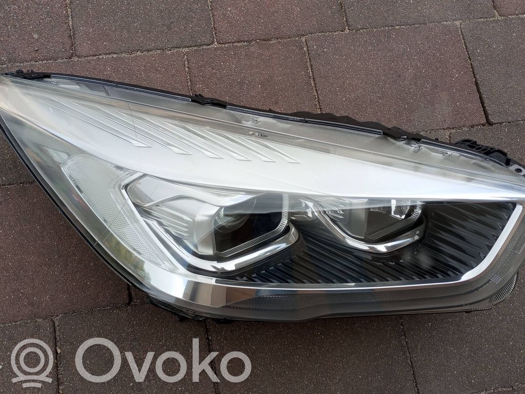 Ford Kuga II Phare frontale 
