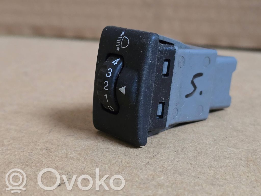 Suzuki Ignis Headlight level height control switch 