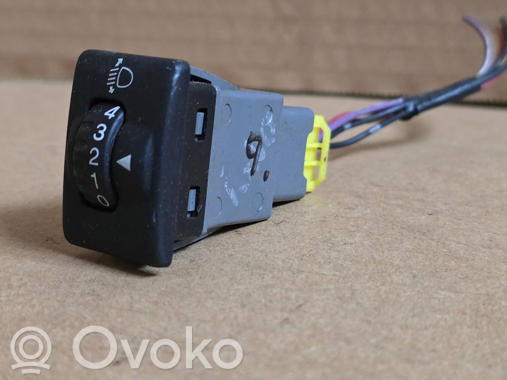 Suzuki Ignis Headlight level height control switch 