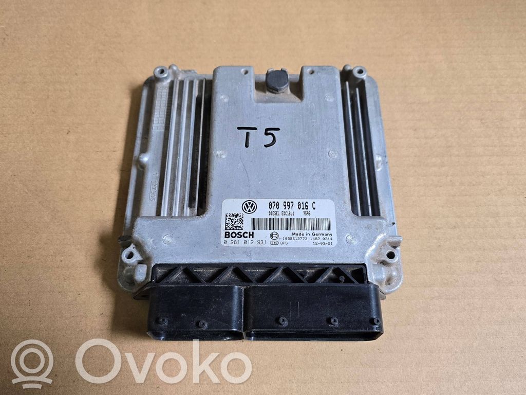 Volkswagen Transporter - Caravelle T5 Unidad de control/módulo ECU del motor 
