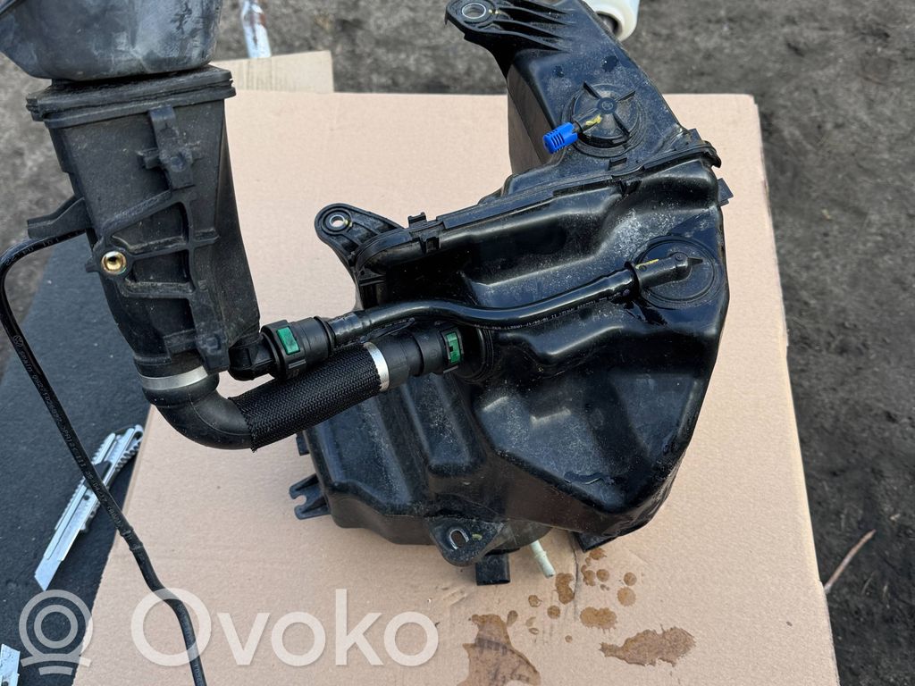 Volkswagen Caddy Zbiornik płynu AdBlue 
