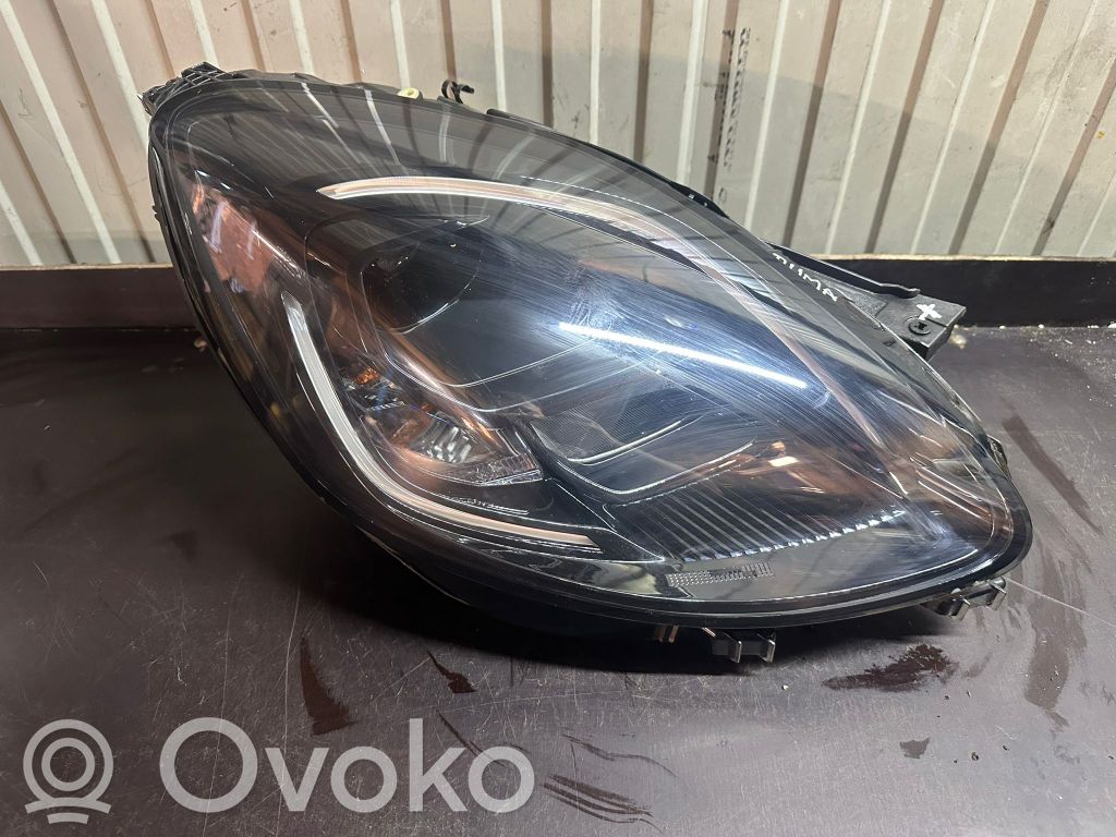Ford Puma Far 