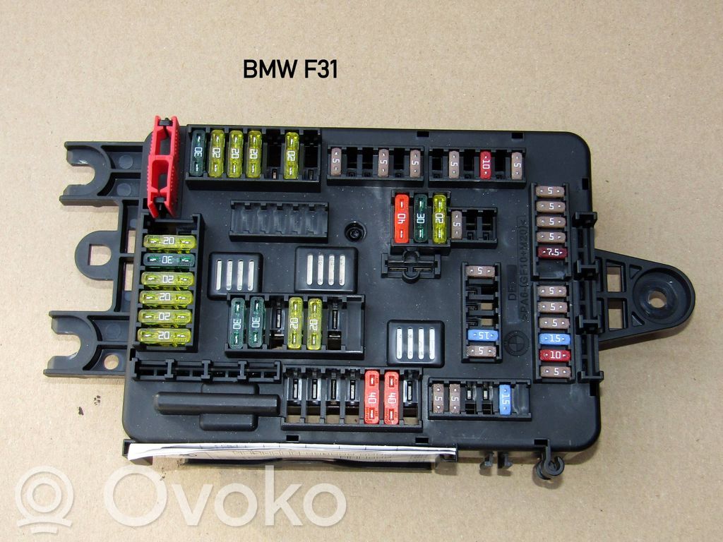 BMW 3 F30 F35 F31 Skrzynka bezpieczników / Komplet 