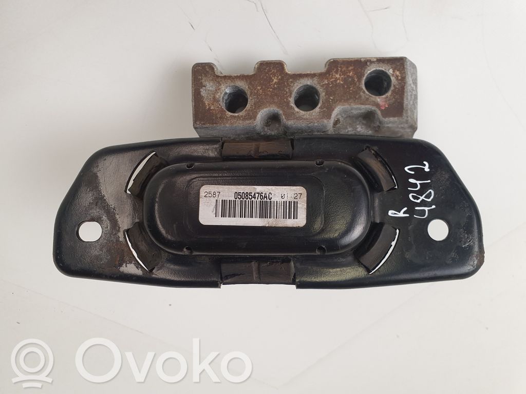 Dodge Avenger Engine mount bracket 