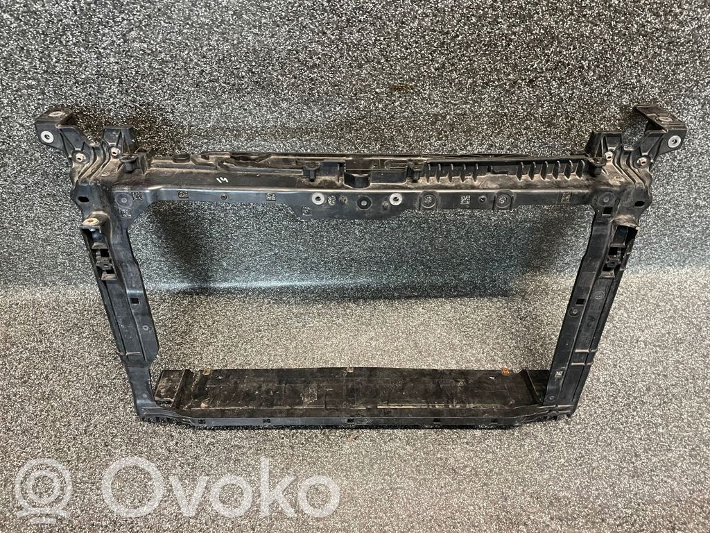 Skoda Scala Staffa del pannello di supporto del radiatore parte superiore 