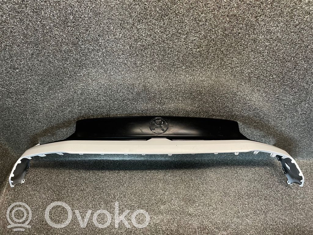Opel Vivaro Front bumper 