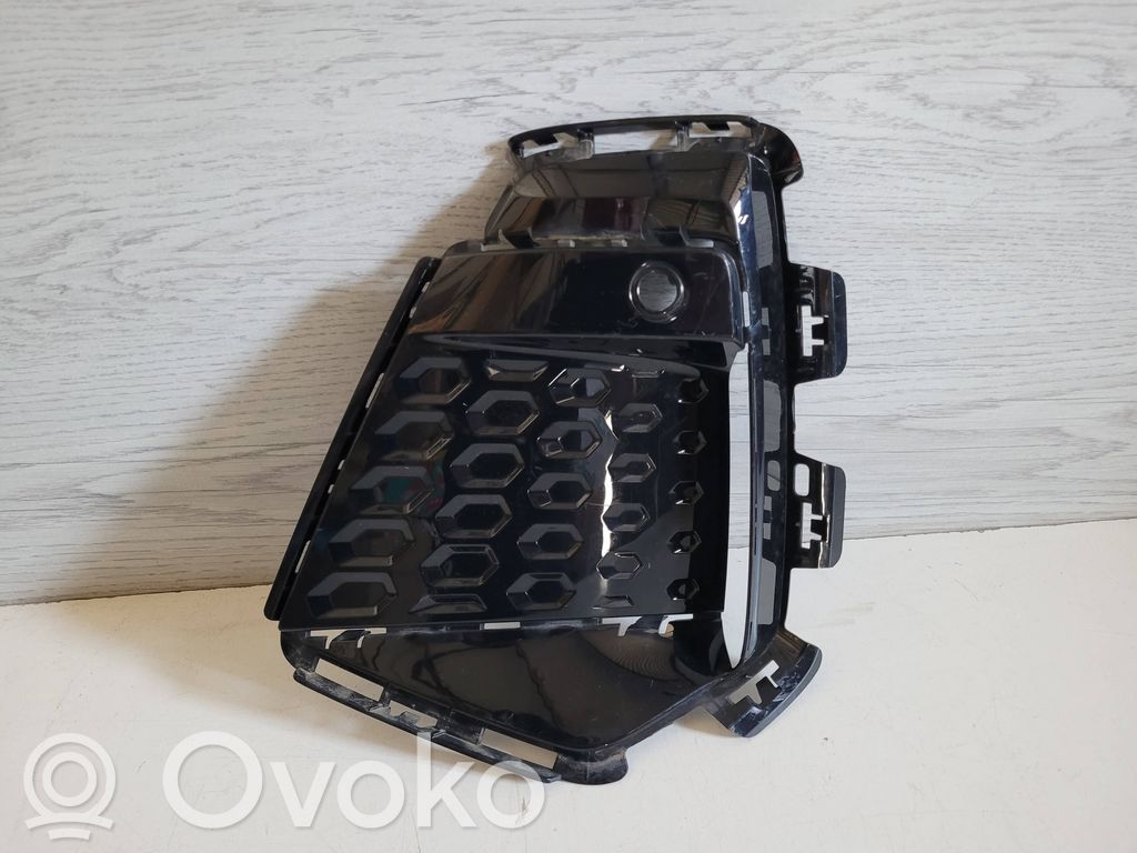 BMW 2 Active Tourer U06 Front bumper lower grill 