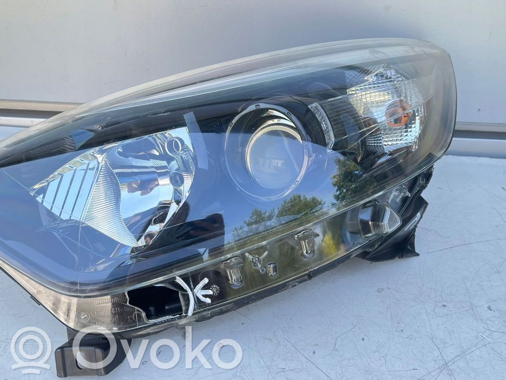 Renault Captur Lampy przednie / Komplet 