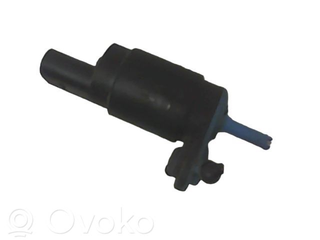 Mercedes-Benz A W169 Windscreen/windshield washer pump 