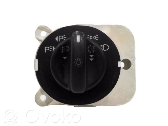 Interruptor de luz   1087819,1025106,1025186,1087819,50170010,6734044,6938765,7352570,93BG13B302AA,93BG13B302AB,93GB13B302AA,93GB13B302AB,95BG13B302AA,95GB13B302AA,96BB13K196CB,97BG132302AC,97BG13B302AB,97BG13B302AC