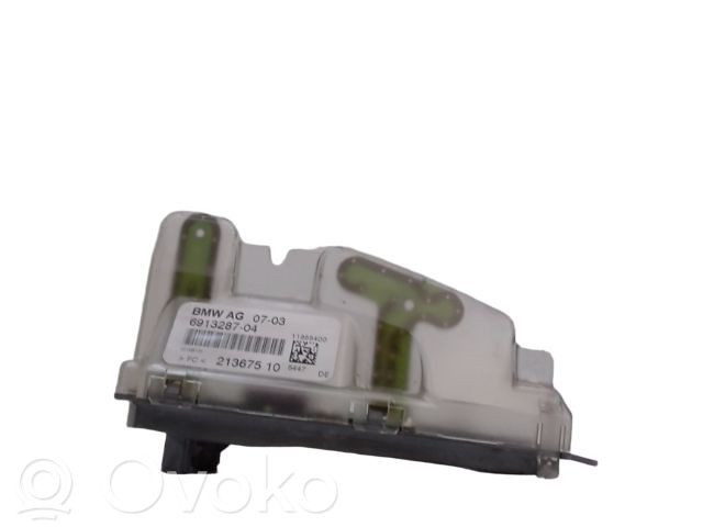 BMW 5 E60 E61 Radio antenna 