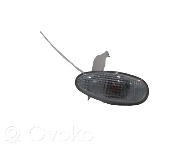Citroen C-Zero Front fender indicator light 