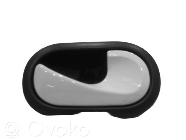 Manecilla interna puerta trasera   806700165R,806700165R