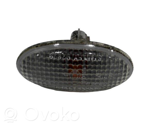 Seitenblinker   GJ6A51120E,180657009,2741915,3161413NAS,5625076,GJ6A51120B,GJ6A51120C,GJ6A51120D,GJ6A51120E,UR5651120