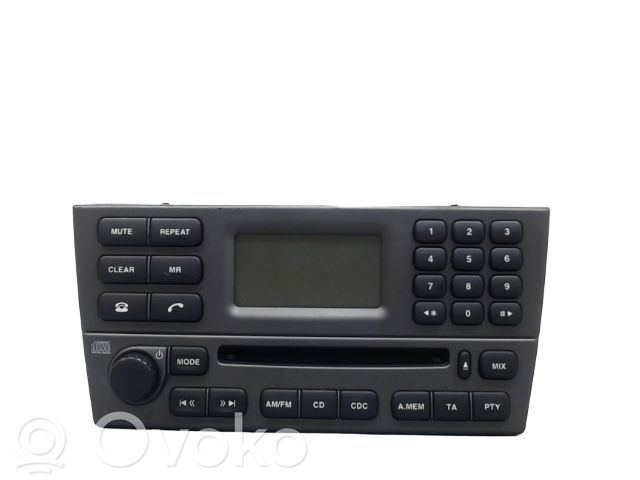 Jaguar X-Type Radio/CD/DVD/GPS head unit 