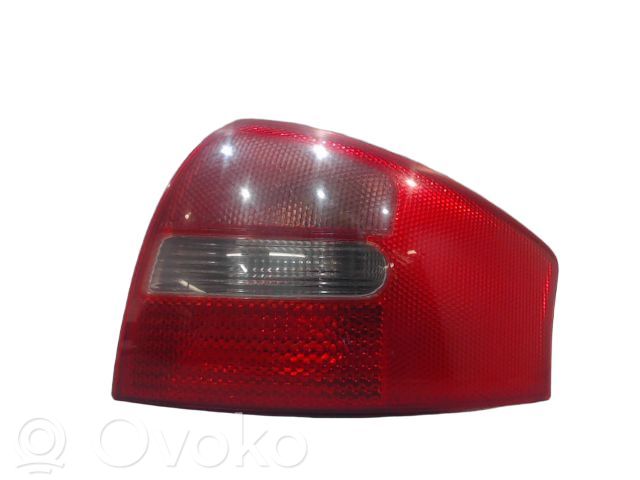 Audi A6 S6 C5 4B Luz trasera/de freno 