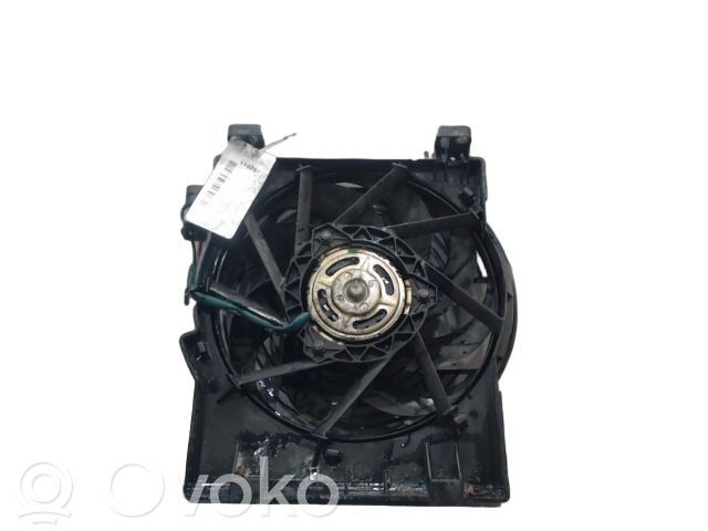 Opel Corsa C Elektrinis radiatorių ventiliatorius 