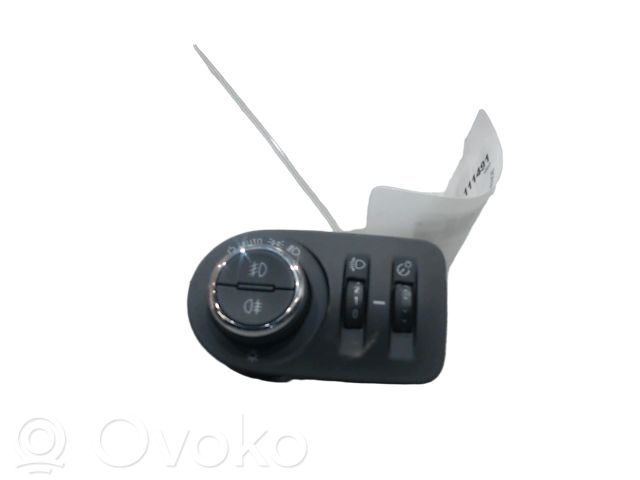 Light switch   13470446,13470446