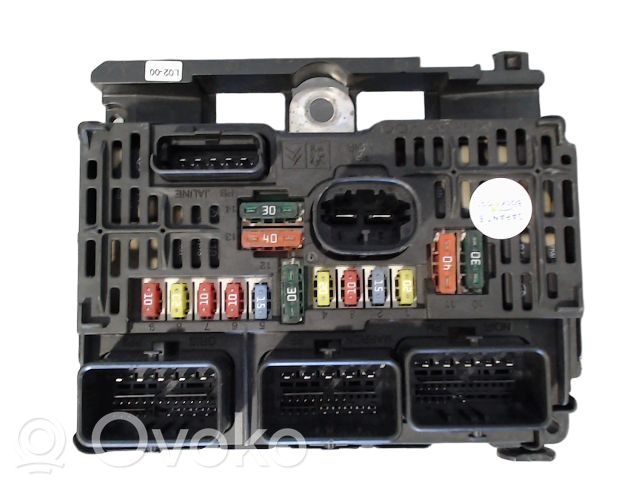 Citroen C6 Fuse module 