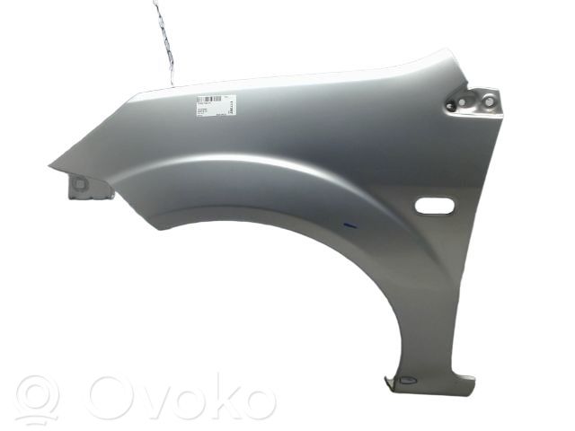 Ford Fiesta Błotnik przedni 
