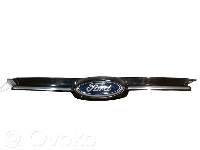 Ford Focus Augšējais režģis 
