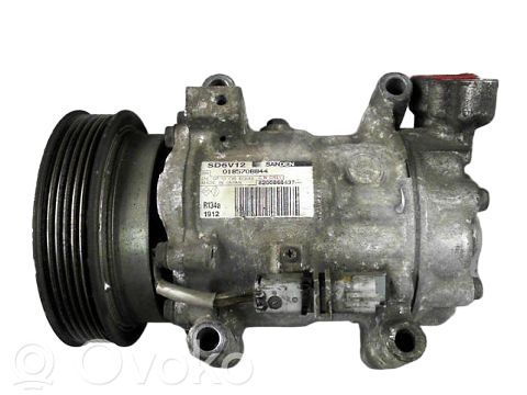 Renault Clio III Air conditioning (A/C) compressor (pump) 