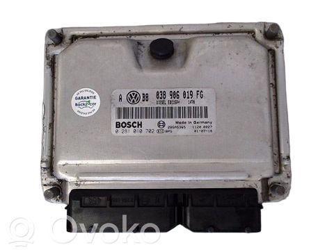 Volkswagen Golf IV Engine control unit/module ECU 