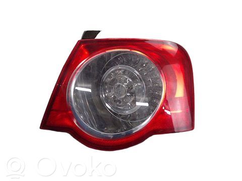 Volkswagen PASSAT B6 Lampa tylna 