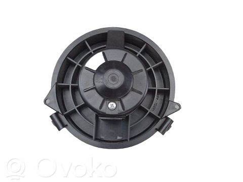 Nissan Micra Pečiuko ventiliatorius/ putikas 