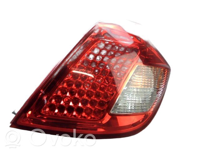 KIA Pro Cee'd I Aizmugurējais lukturis virsbūvē 