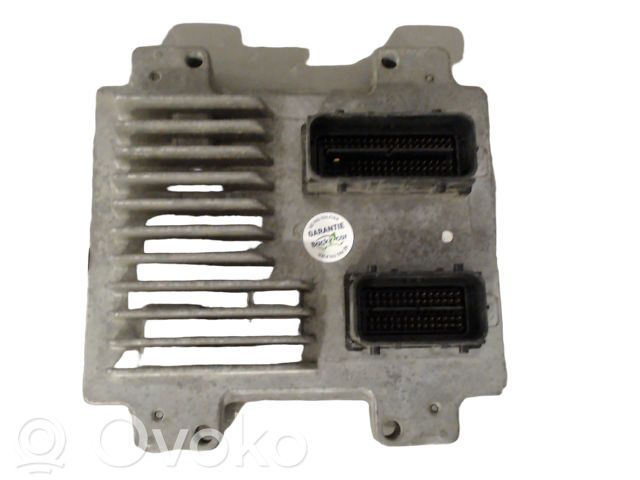 Unité de commande, module ECU de moteur   E83OPEL,E83OPEL