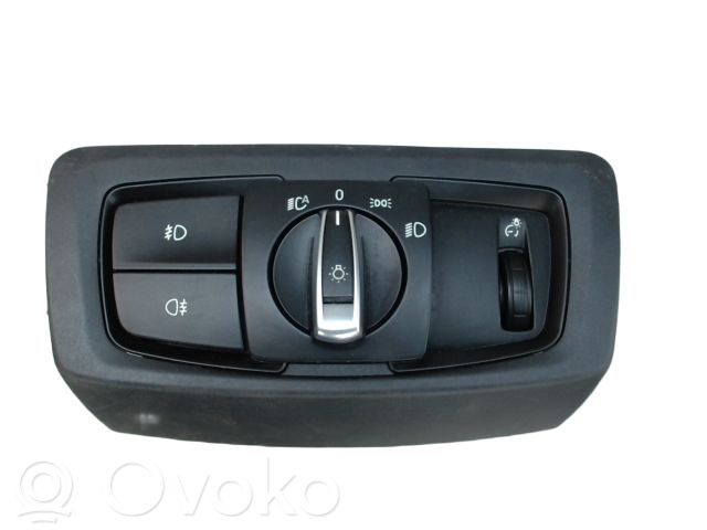 BMW 2 F46 Interruptor de luz 