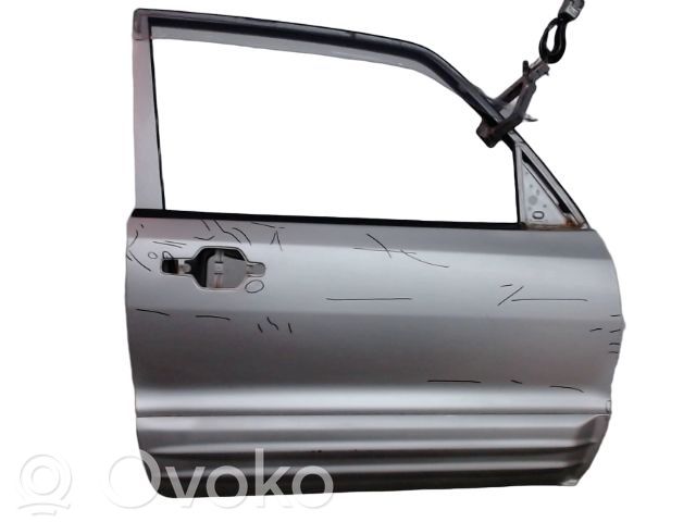 Puerta delantera   5700A884,5700A884