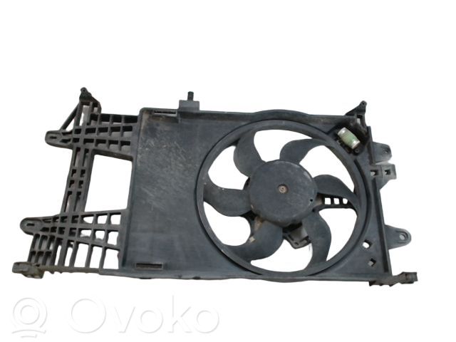 Fiat Punto (188) Elektryczny wentylator chłodnicy 