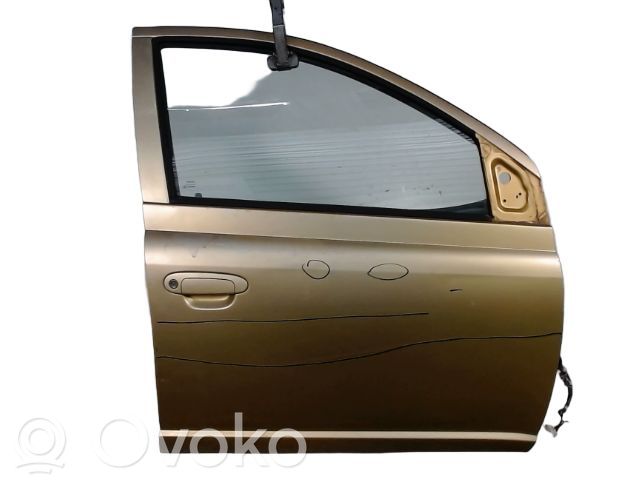Toyota Yaris Puerta delantera 