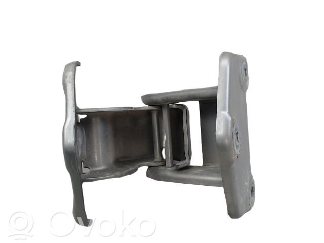 Loading door upper hinge   8200527428,312304K,8200527428