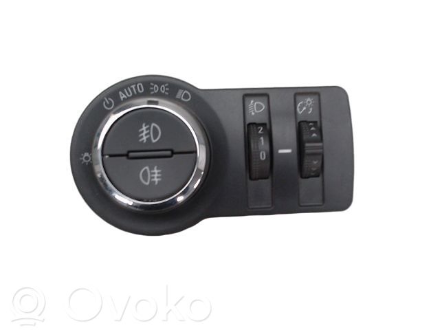 Light switch   95297422,95297422