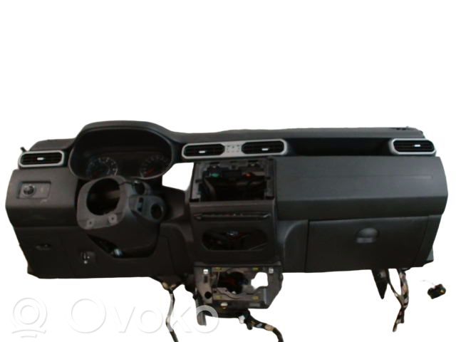 Panel de instrumentos   681008455R,681008455R